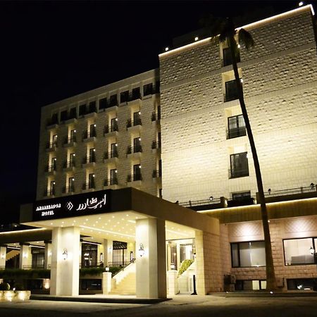 Ambassador, A Boutique Hotel Amman Ngoại thất bức ảnh